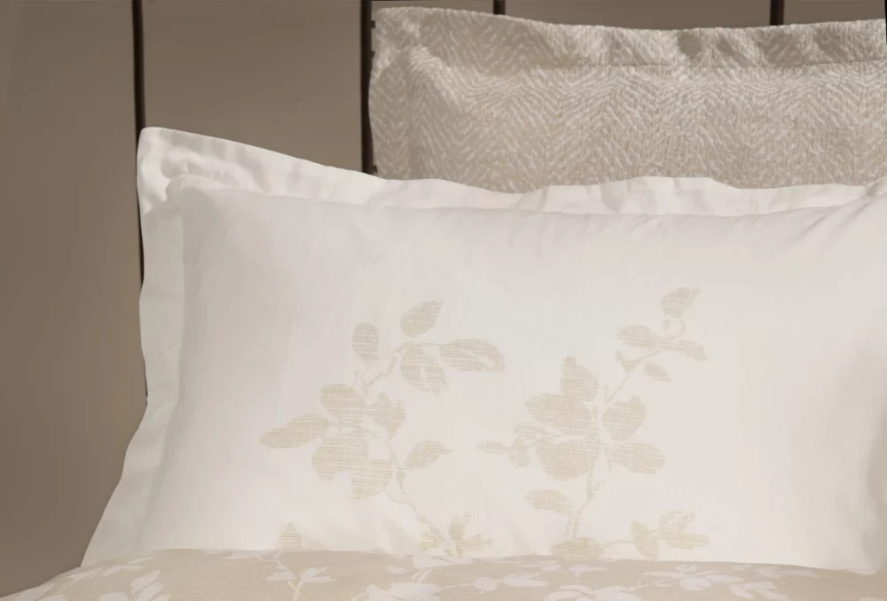 aa513c51-125a-4e01-ac42-d3433e8a761d size1684x950