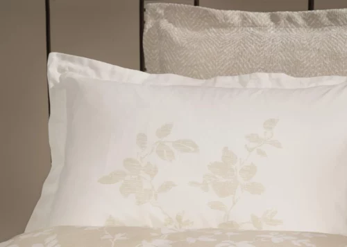 aa513c51-125a-4e01-ac42-d3433e8a761d size1684x950