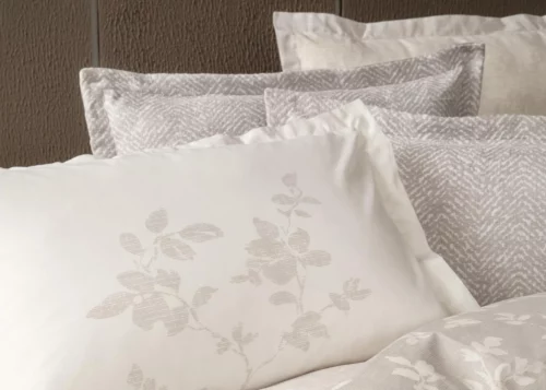 b0c01cd8-d317-4cc0-83d8-29c08d898267 size1684x950