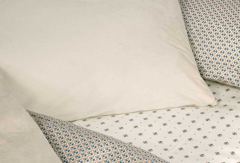 de2a8840-308f-4716-9ffb-c06d8f88e52f size1684x950