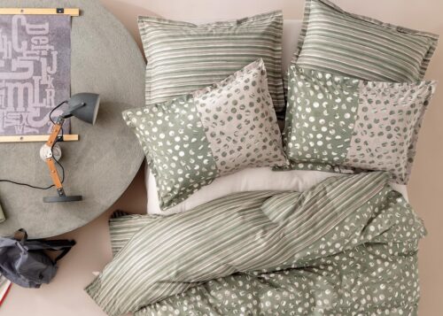 f46678d4-aa35-4702-a0b3-39ad9393ee15 size1684x950