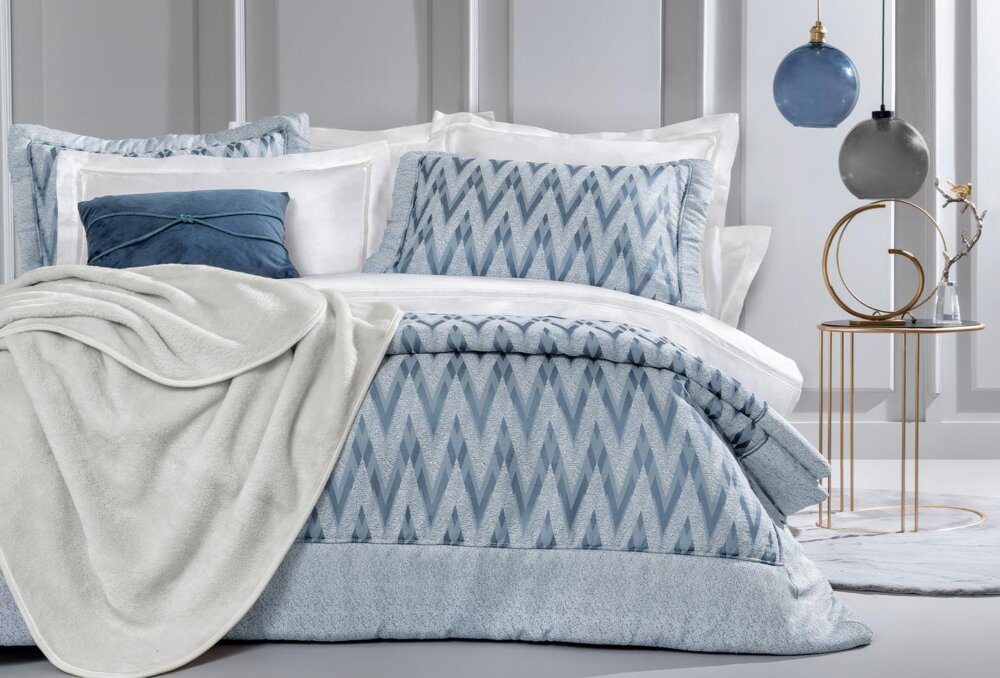 Постельное белье из 11-ти предметов Queen Size Janice, цвет Indigo — изображение 1