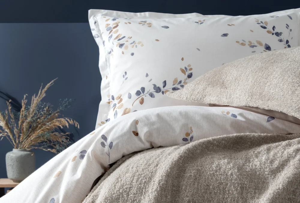 Постельное белье из 8-ми предметов Queen Size Ruiz, цвет Beige — изображение 3